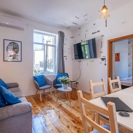 Apartment Blue House Center 3bdr Family & Friends Sofia