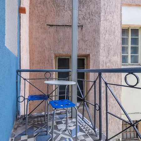 Blue House Center 3bdr Family & Friends Apartment Sofia